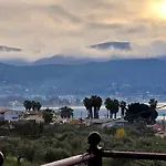 شقة Cozy House With Amazing View And Unique Outdoor! لوترا إديبسو