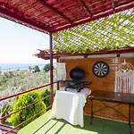 Lejlighed Cozy House With Amazing View And Unique Outdoor!