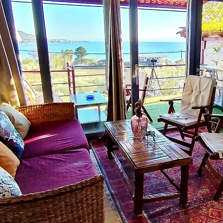 Cozy House With Amazing View! Διαμέρισμα Λουτρά Αιδηψού