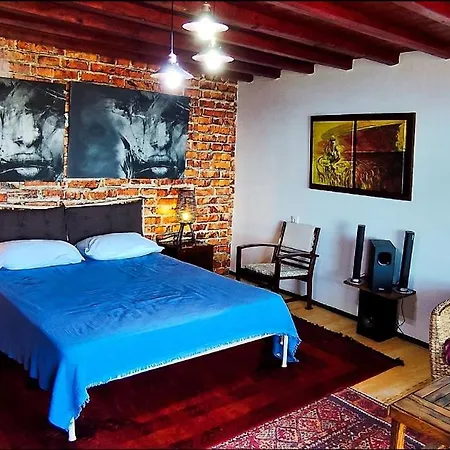 Cozy House With Amazing View And Unique Outdoor!