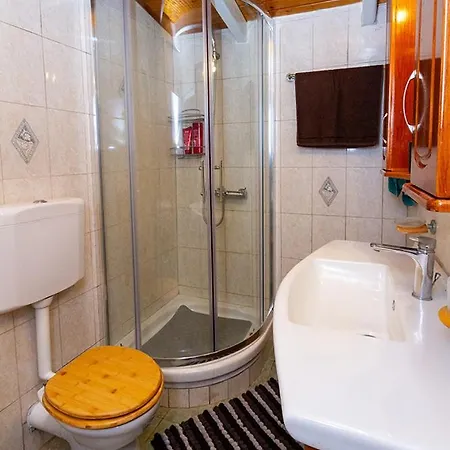 Cozy House With Amazing View And Unique Outdoor! Apartman Lutrá Edipszú