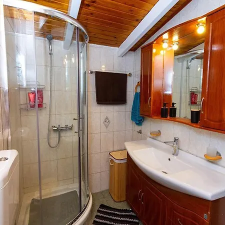 Apartman Cozy House With Amazing View And Unique Outdoor!